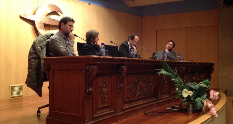 Javier del Pino, Carmen Aristegui y Marcelo Beralba responden: ¿Qué es el periodismo?